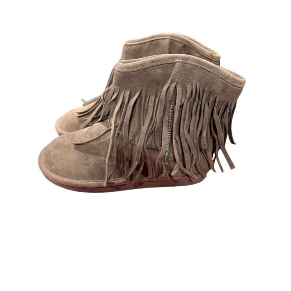 Kali Women's Gray Fringed Moccasin Booties Size 8 Standard - Picture 2 of 7